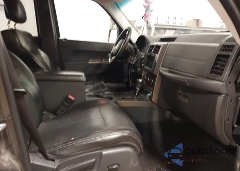 2011 Jeep Liberty Limited Edition из США, поврежденный, VIN 1J4PN5GK2BW530095